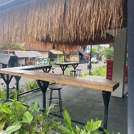 Paca'S Reggae Bar & Hostel Ambat 외부 사진